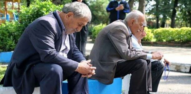 تغییرات جدید در بیمه و حقوق بازنشستگان/ تصمیم مهم دولت را بخوانید
