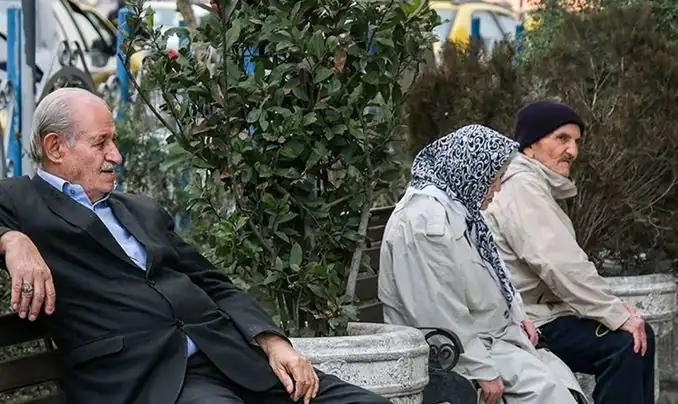 زندگی با حقوق بازنشستگی دیگر ممکن نیست