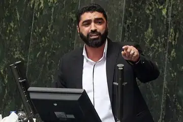 عصبانیت یک نماینده از وصل شدن اینترنت؛ اگر مجلس باز بود دستور پزشکیان ابلاغ نمی‌شد!