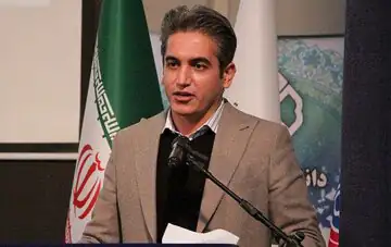 نمایند کرد و اهل سنت: هیچ کردی در جهان غیرایرانی نیست/ کردهای سوریه و عراق هم ایرانی‌اند/ خطوط جغرافیا ما را از هم جدا کرده است