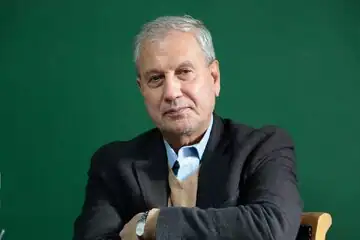 شکاف میان «خیابان» و «تریبون‌های انحصارطلب» به روایت علی ربیعی/ مدعیان فرسنگ‌ها با روح «فتوت» و جوانمردیِ ایرانی فاصله دارند