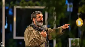 عضو قرارگاه عمار: نباید بگذاریم دوباره به خمینی جام زهر داده شود/ ترامپ، دلقک، عوضی، مشروب‌خوار، فاسد، اهل فحشا و مخ‌تعطیل است