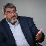 فواد ایزدی: با این توافق حتی یک تحریم هم لغو نخواهد شد/ وقتی ترامپ با باز شدن تنگه هرمز مشکلاتش حل شد مجددا بهانه‌ای برای حمله به ایران پیدا خواهد کرد