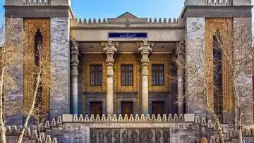 وزارت خارجه بیانیه صادر کرد: ایران اهداف آمریکا را مورد ضربه شدید قرار داد؛ در دفاع از خود درنگ نخواهیم کرد