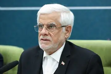 عارف: برای مراسم بدرقه رهبر شهید انقلاب حضور ۱۵ میلیون نفر در تهران پیش‌بینی شده/ یک میلیون نفر از عراق می‌خواستند بیایند که با ساز و کار جدید حل شد