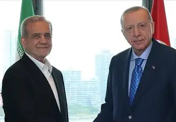 اردوغان در تماس با پزشکیان از توافق ایران و آمریکا استقبال کرد: ترکیه برای کمک به برقراری آن تلاش خواهد کرد