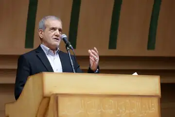 پزشکیان: استانداران رییس جمهور استان‌ها هستند/ سرمایه گذاری از محل گشایش‌های اقتصادی در زیرساخت‌ها