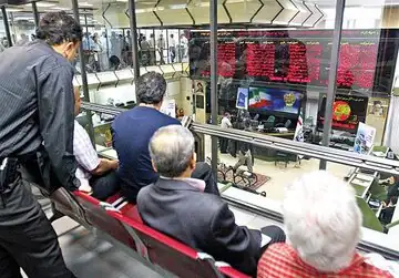واکنش رییس سازمان بورس به تغییر نرخ سود بانکی/ زمان افزایش دامنه نوسان مشخص شد
