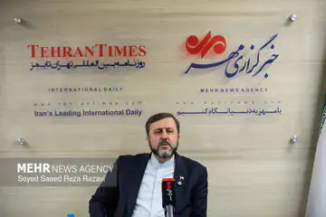 جزئیاتی از مذاکرات؛۵۰درصد دارایی ایران باید همزمان با تفاهم آزاد شود/آمریکا فقط ۲ ماه فرصت دارد/در تنگه عوارض نمی‌گیریم هزینه خدمات را می‌گیریم