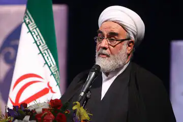 محمدی گلپایگانی: اثاث منزل رهبر شهید یک وانت بیشتر نبود/ رهبر شهید علاوه بر فقیه جامع الشرایط، یک شاعر، جغرافی‌دان، تاریخ‌دان و جامعه شناس هم بودند