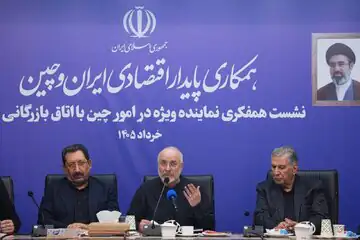 قالیباف: ما باید سنگر را از بچه‌های لانچر تحویل بگیریم و مردم را از زیر فشار اقتصادی دربیاوریم
