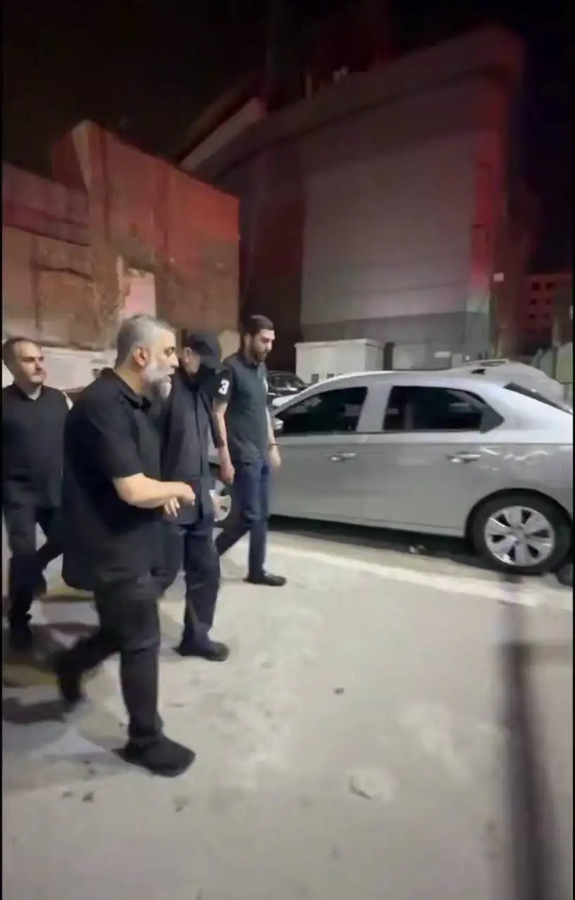 حضور متفاوت قالیباف در مراسم شب عاشورا/ او به مراسم کدام هیئت رفت؟+ عکس