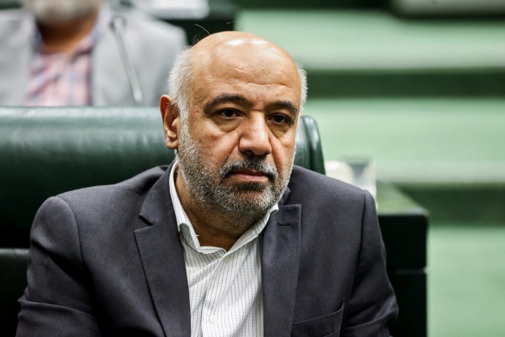 وزیر کار برای افزایش حقوق بازنشستگان آستین بالا زد / افزایش مستمری‌ها ۶۰ و ۴۵ درصدی در خرداد ماه برای بازنشستگان