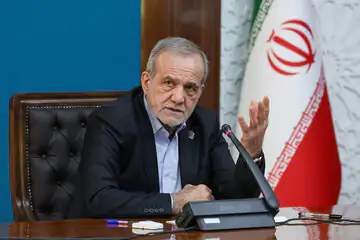 پزشکیان: خیلی حرف‌ها دارم اما نمی‌زنم چون وحدت مهم‌تر از این حرف‌هاست/ من نمی‌توانم ببینم مردم مشکل دارند و بگویم همه چیز خوب است