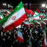 روزنامه اصولگرا: دشمن نه می خواهد تجمعات خیابانی تعطیل شود و نه می خواهد بی اثر باشند بلکه می خواهد جهت ان را به سمت اختلاف افکنی ببرد