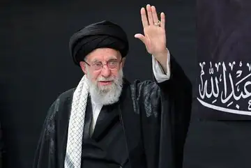 تصویری خاص از تابوت رهبر شهید
