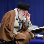 اقتصاد مقاومتی، کلیدواژه اقتصادی رهبر شهید/ معنای اقتصاد مقاومتی در نگاه رهبری چه بود؟