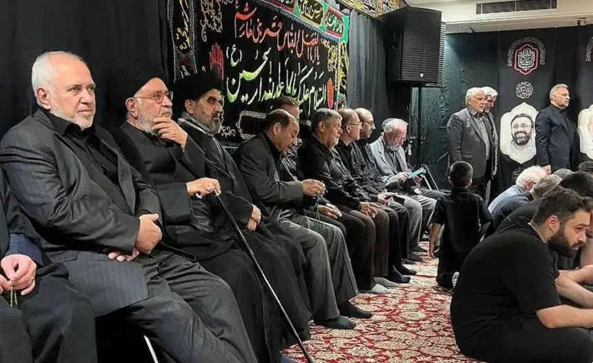 6437458 حضور ظریف در روضه منزل شهید لاریجانی