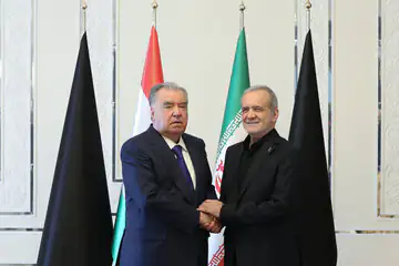 پزشکیان: ایران خانه دوم مردم تاجیکستان است/ امامعلی رحمان: روابط ایران و تاجیکستان باید گسترش پیدا کند