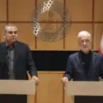 چراغ سبز تهران–اسلام‌آباد برای جهش اقتصادی/ مومنی: روابط تجاری باید همپای روابط سیاسی ارتقا یابد