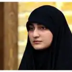 بغض زینب سلیمانی در وداع آخر با رهبر شهید/ روایت لحظه‌های نفس‌گیر خداحافظی+ عکس