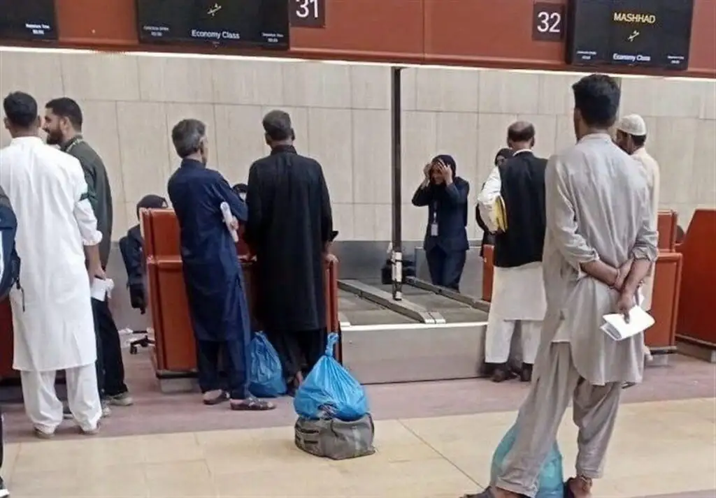 بازگشت ۵ صیاد ایرانی زندانی در پاکستان به کشور