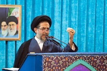 امام جمعه تهران: رفع اختلاف میان جوامع بشری مقدمه‌ای برای رشد علم و عدالت است/تحریم‌ها و تهاجم نظامی به سکوی افزایش اقتدار ایران تبدیل شد