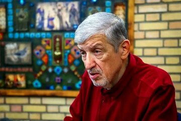 حقیقت پور: جریانی که به هاشمی، ناطق، لاریجانی حمله کرد، حالا قالیباف و پزشکیان را هدف گرفته است