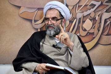سروش محلاتی: «یا لثارات الحسین» از طرف ائمه مطرح نشده است/ با چرخه خونخواهی خشونت ادامه می‌یابد/ قصاص حق است اما تکلیف نیست