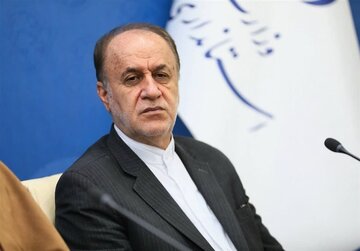 انتقاد نایب رئیس مجلس از ایجاد خط لوله جایگزین تنگه هرمز/ نباید اجازه دهیم خطوط لوله جدید ایجاد شود یا نفت از مسیرهای ضعیف کننده تنگه هرمز صادر شود