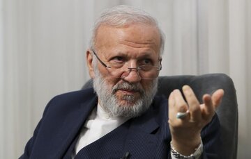 ماجرای نامه کارشناسان به دفتر رهبر شهید/ متکی: جمهوری‌خواهان در سال ۲۰۱۹ به حرف امام شهید رسیدند که آمریکا در حال افول است/ ۹۰ روز سختی پیش رو داریم