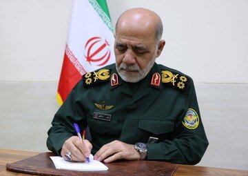 پیام فرمانده قرارگاه خاتم برای محسن رضایی/ سرلشکر حاتمی هم تبریک گفت