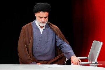 چهار سوال محمود نبویان از سخنگوی وزارت خارجه درباره جنگ؛ ‏آیا تحریم‌ها برداشته می‌شود؟/ ‏سرنوشت خسارت جنگ چه می‌شود؟...