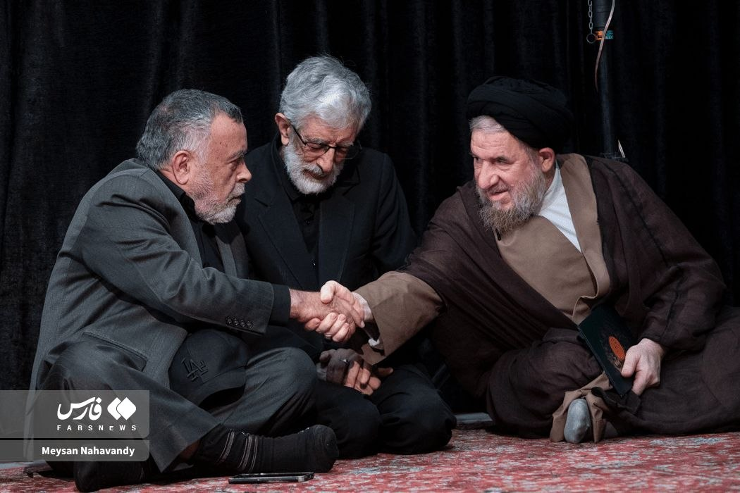 6455374 عزاداری اربعین حسینی به میزبانی خانواده شهید سلامی در امامزاده صالح +عکس