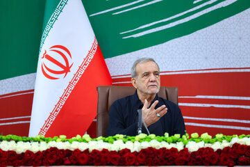 پزشکیان: در جهان کنونی که شاهد زورگویی و قلدری برخی قدرت ها هستیم