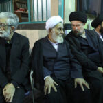 سید حسن خمینی در آغوش حدادعادل/ گپ و گفت ناطق نوری و حدادعادل شکار عکاسان شد/ نقویان هم بود+ تصاویر