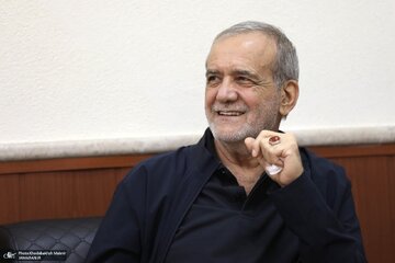 صرفه‌جویی در نهاد ریاست‌جمهوری به روایت پزشکیان؛ مصرف آب، برق و گاز ۸۰ درصد کاهش پیدا کرد!