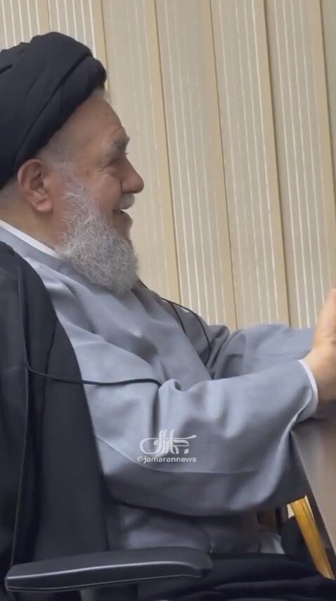 6458348 شعر حجتی کرمانی برای رهبر شهید انقلاب که با تشویق محمدخاتمی همراه شد/ وقتی موسوی خوئینیها به حجتی کرمانی گفت شما و آقای خامنهای لیلی و مجنون هستید