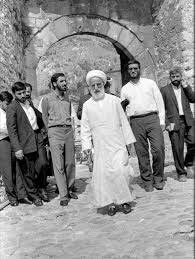 عکس | قاب‌هایی دیده نشده از سفر آیت الله جنّتی در اروپا