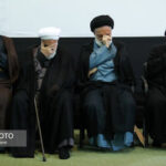گفتگوی فرمانده قرارگاه ثارالله تهران با حجج الاسلام سید مسعود و سید مصطفی خامنه ای/ گلپایگانی و داماد رهبر شهید هم بودند+ تصاویر