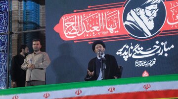 امام‌جمعه اردبیل: رهبر شهید تمام احتمالات حمله اسرائیل را بررسی کرده بودند/ از ۱۶ مرز مراوده داریم و محاصره دریایی بی‌نتیجه است