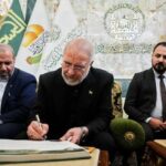 دست نوشته قالیباف در دفتر یادبود عتبه حسینی در کربلا + عکس