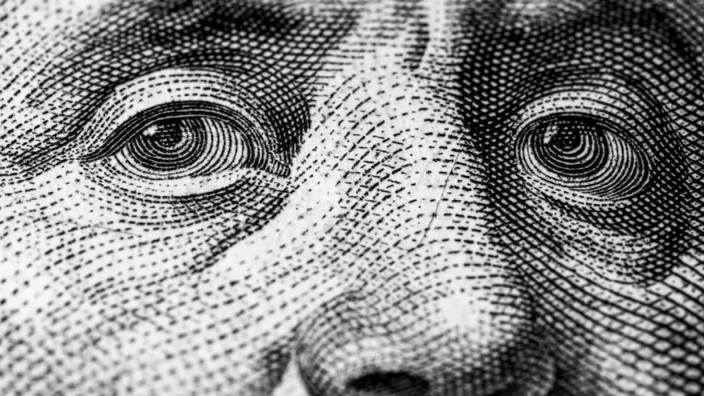 دلار تاوان بدهی آمریکا را می‌دهد؟