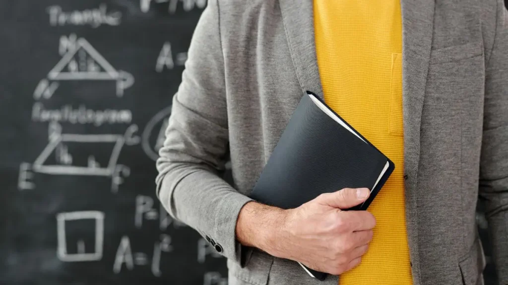ممکن است حقوق معلمان دوباره افزایش پیدا کند؟