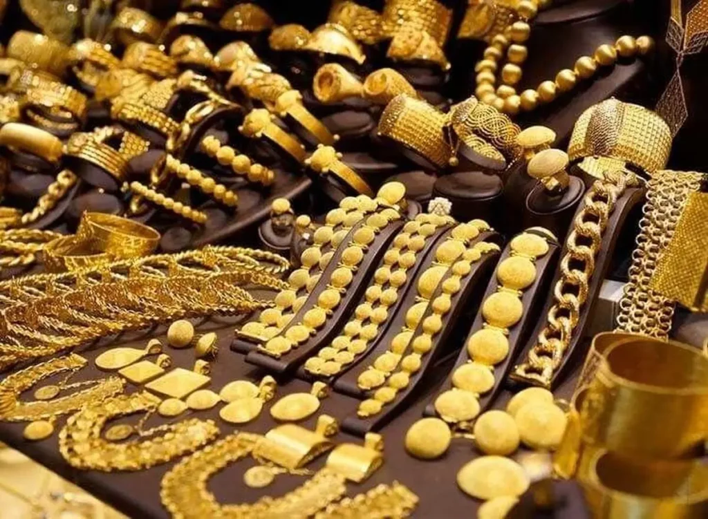 جدیدترین قیمت طلا و سکه امروز پنجشنبه ۱۵ مرداد ۱۴۰۵ | طلای ۱۸ عیار گران شد + جدول