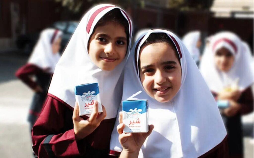 توزیع مجدد شیر مدارس از مهرماه با طرح تغذیه رایگان