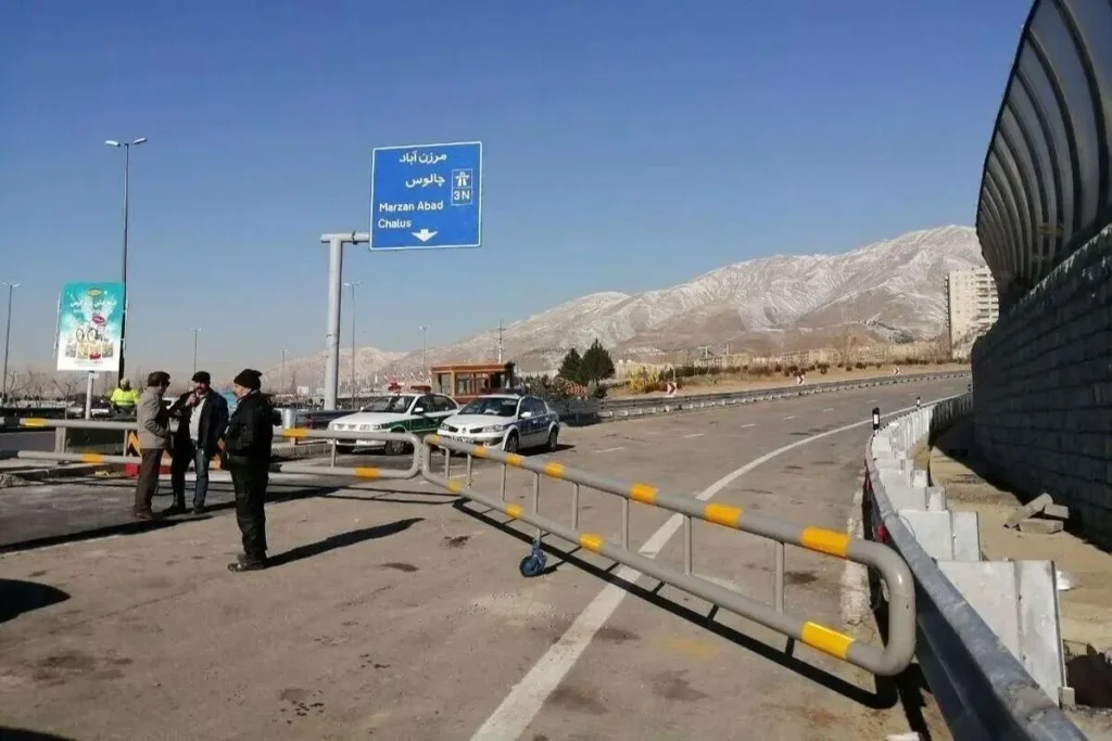 جاده چالوس به دلیل ترافیک سنگین یک طرفه شد