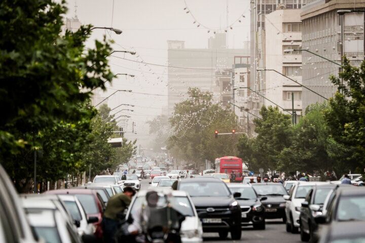 هوای تهران خنک می شود وزش باد شدید در راه است