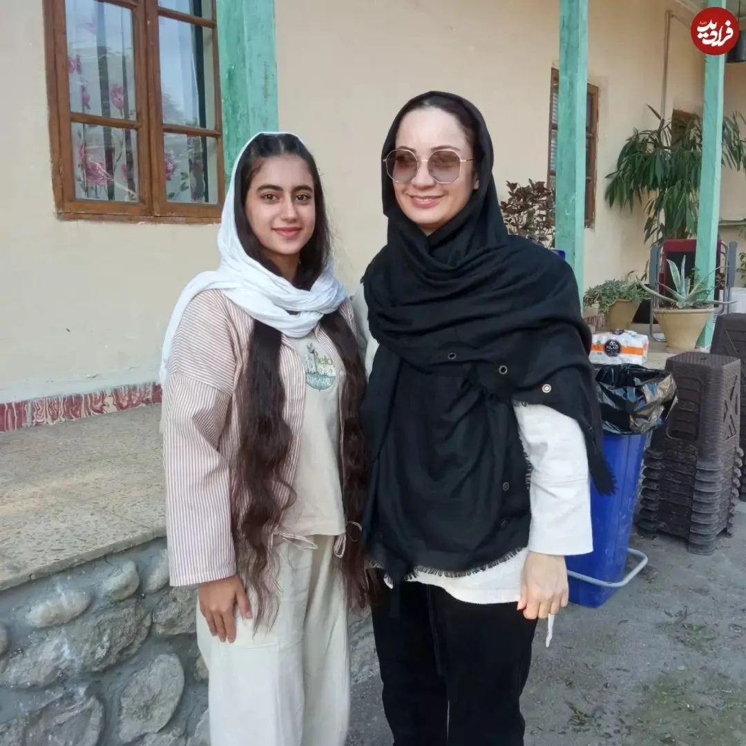 kosar_sadeghian87_1729232464_3481376701154569198_61714122568_11zon