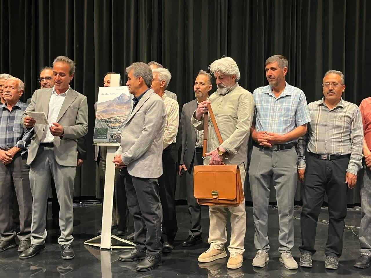 «در دامنه نوکدینگه» رونمایی شد؛ روایتی از رویای بازگشت به روستا
